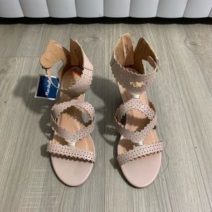 XOXO Wedged Heel Size 7